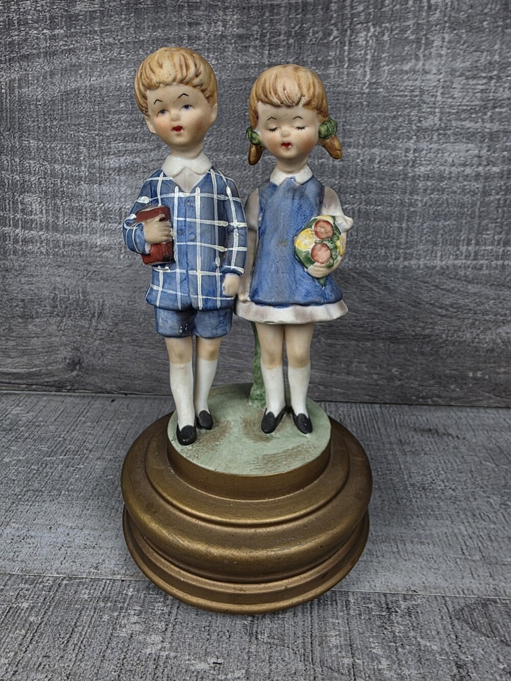 Schmid Figurine School BoyGirl Rotating Music Love Is A Many Splendid Thing 42.5